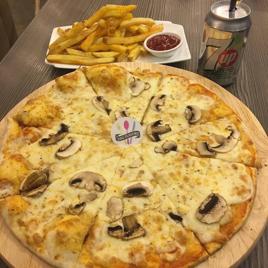 Best trio 😍😍 pizza, fries and diet 7up 👍🏻👍🏻 @addiction_df_rc ... (Addiction_df)