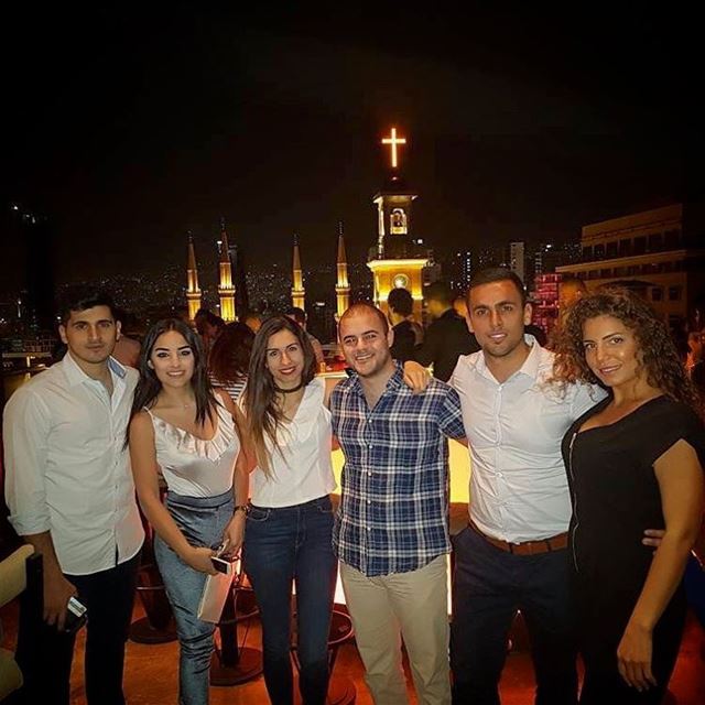  bestmoments  friendshipgoals ❤ @capitolebeirut @livelovebeirut (Capitole)