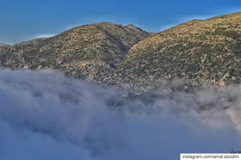 between sky and sky 😍 ..... lebanon  photography  photographylovers ... (Niha, Al Janub, Lebanon)