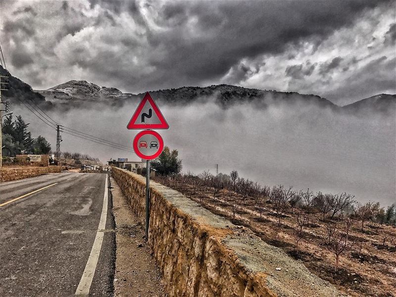 Beyond the fog lies clarity ⛈ ⛔️... (Saghbin, Béqaa, Lebanon)