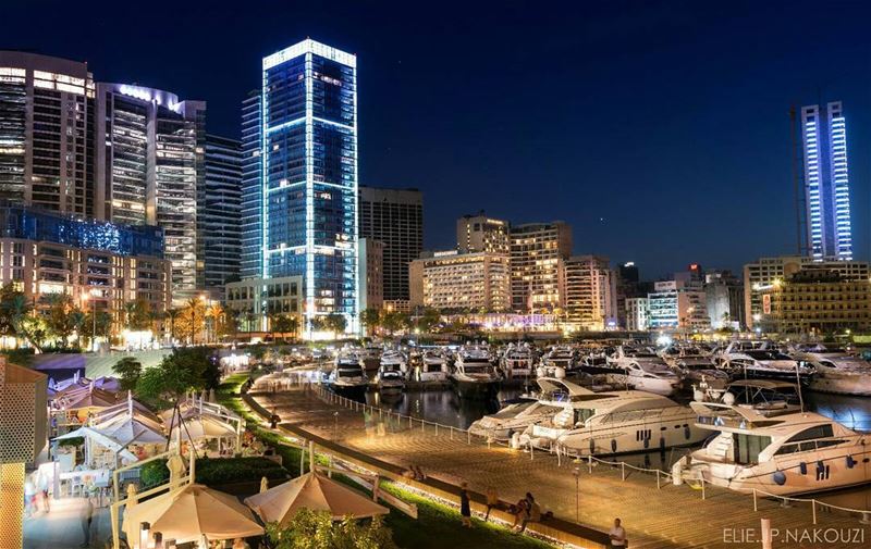 Big city,bright lights.... nikon  night  photography  longexposure ... (Zaitunay Bay)