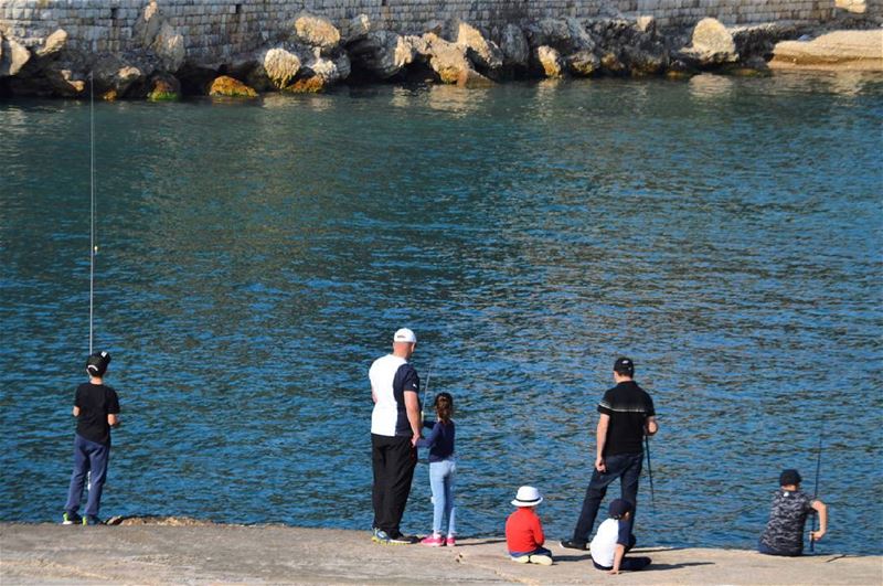 birth order lebanon  fishing  fishermen  pêche  streetphotography ...