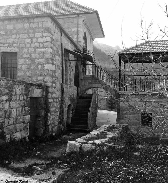  blackandwhite  monochrome  architecture  architecturaldetails ...