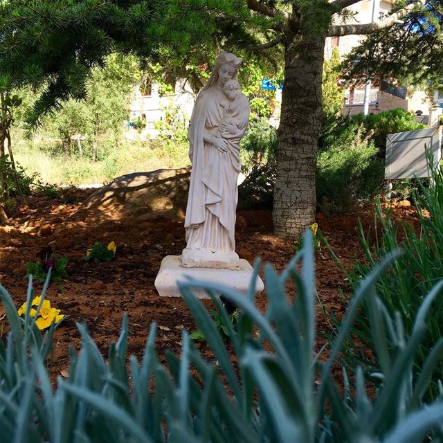 Blessed Month 🙏🏻 Good Morning 💞  may  virginmary  holymonth  love ...
