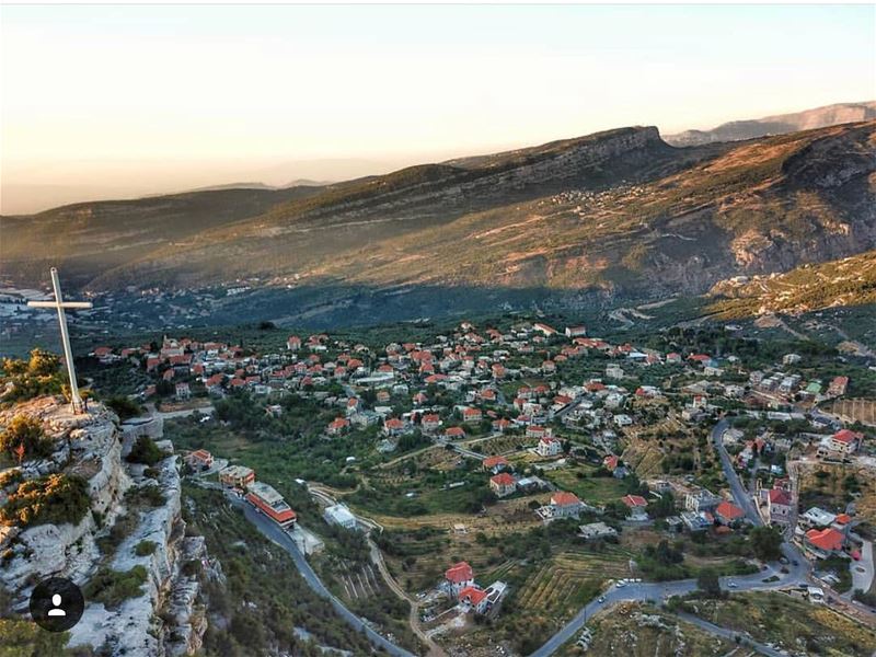 Blessing coming from the top of  DOUMA 🏞📸 @nagibmoussallem  lebanon... (Douma, Liban-Nord, Lebanon)