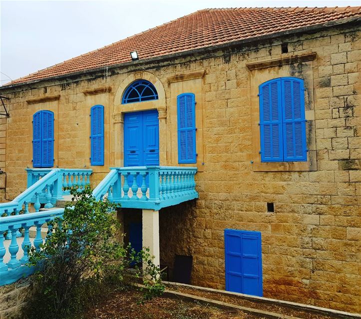 Blue and yellow what a beautiful combination!!! heritage  yellow  blue ... (`Akkar, Liban-Nord, Lebanon)