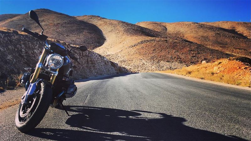 bmw bmwmotorrad rninet motorcycle (Hadath Baalbeck)