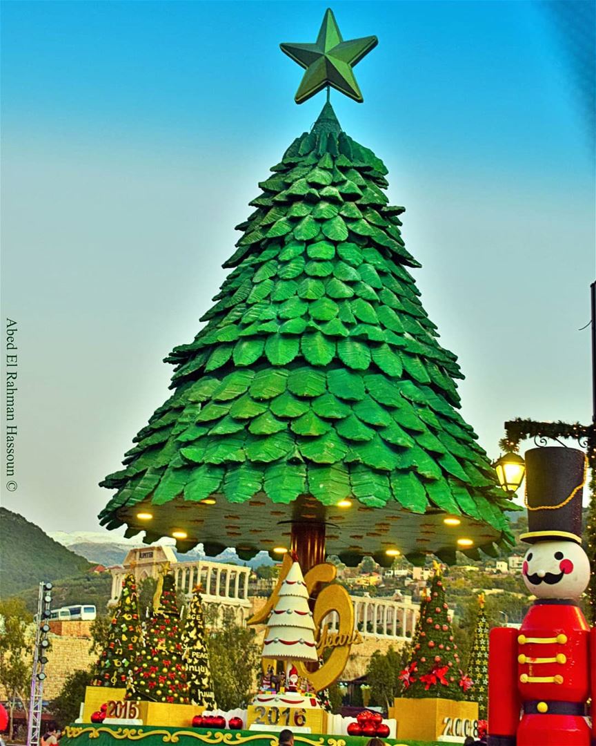 Bnachii's Christmas tree🌲🎉🌲  Zgharta  Bnachii   LiveLoveZgharta ... (Zgharta)