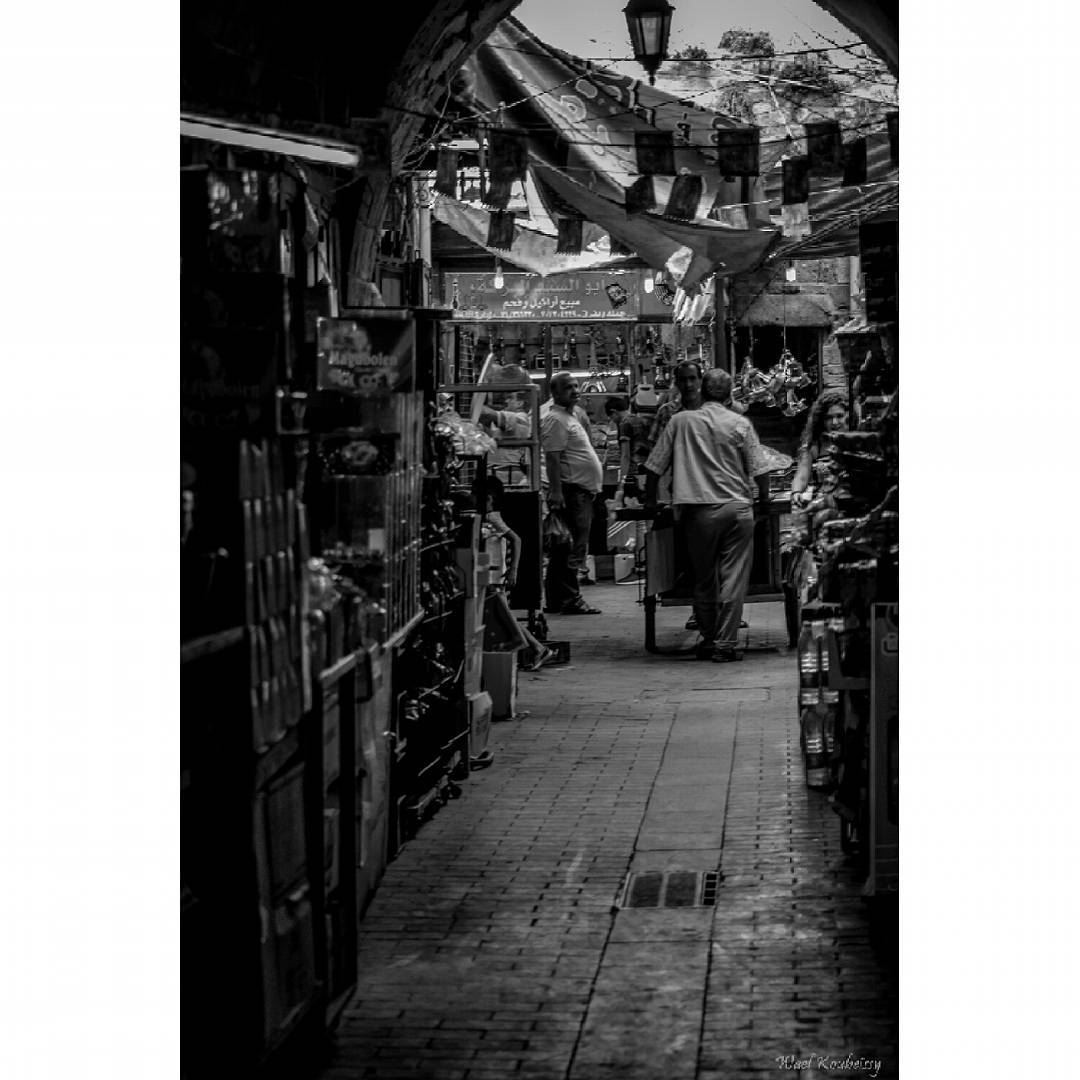  bnw  busy  market  day  blackandwhite  alley  street  photography ...