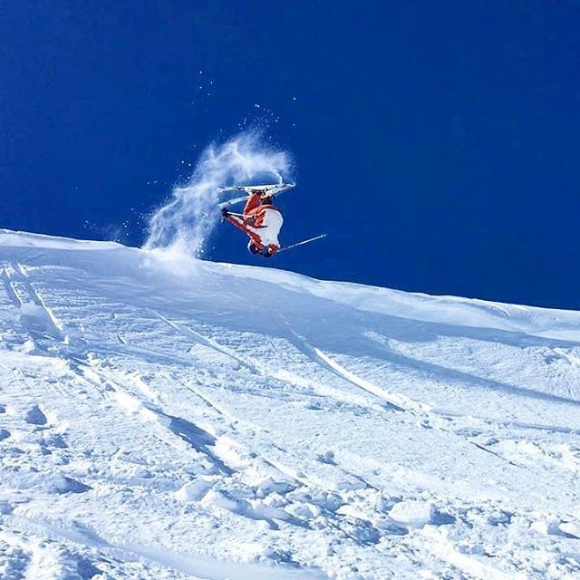 Born to ski faraya  farayalovers  sports961  salomon  spyder ... (Cabane Warde)