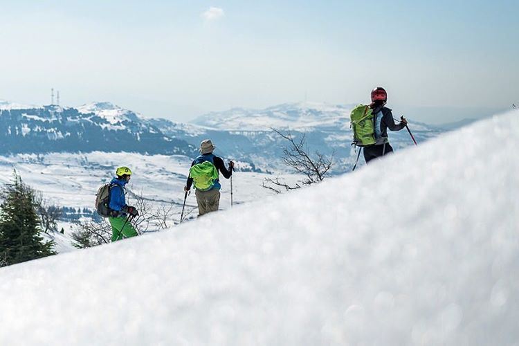 Break  lebanon  falougha  snow  snowshoeing  mountains  neige  village ... (Falougha, Mont-Liban, Lebanon)