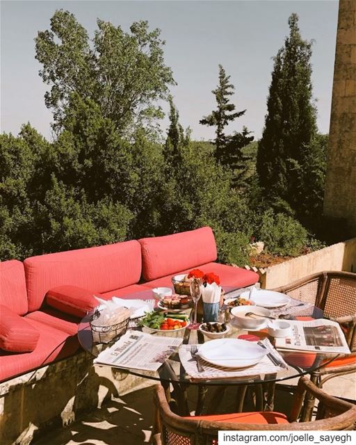 breakfast at @miraminpalace  lebanon  travelphotography  nature  breakfast... (Mir Amin Palace Hotel)