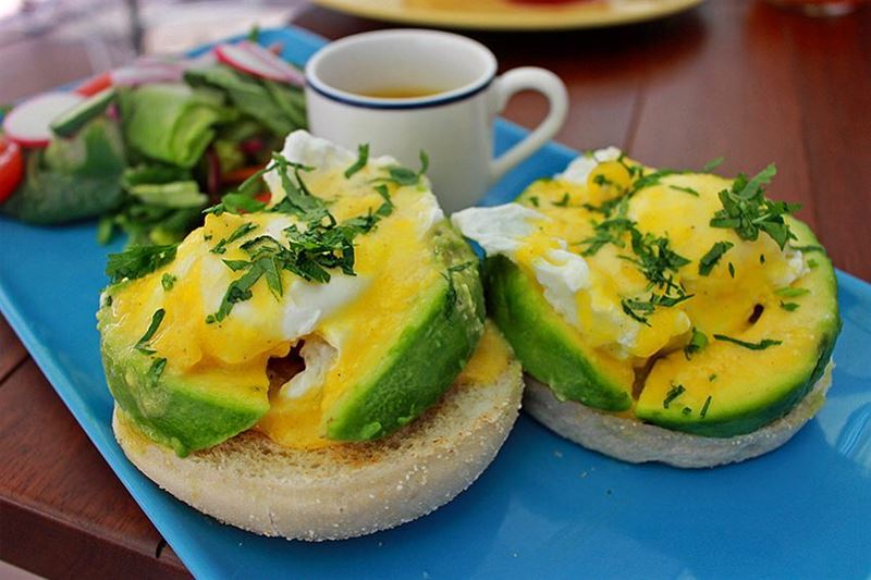 Breakfast has never looked better! Avocado & Tomato Benedict from @ihopmidd (The Spot Choueifat)