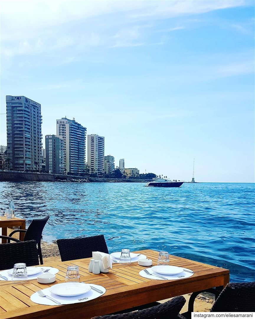 Breakfast with a view🏞 livelovebeirut  wearelebanon   lebanon... (Ain El Mreisse, Beyrouth, Lebanon)
