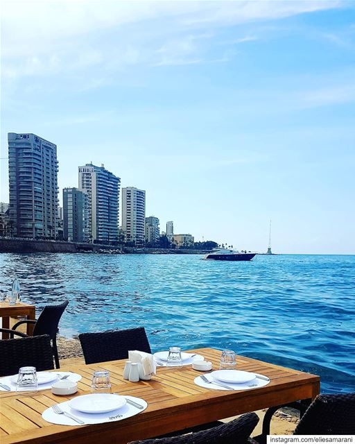 Breakfast with a view🏞 livelovebeirut  wearelebanon   lebanon... (Ain El Mreisse, Beyrouth, Lebanon)