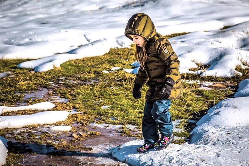 Breaking the ice. Picture by @highsamachkar..... outdoorkids ... (Zaarour)
