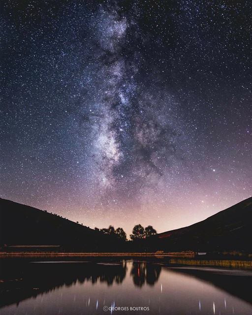 Breathe✨.... mylebanon  milkyway  nighphotography  lebanon  lake...