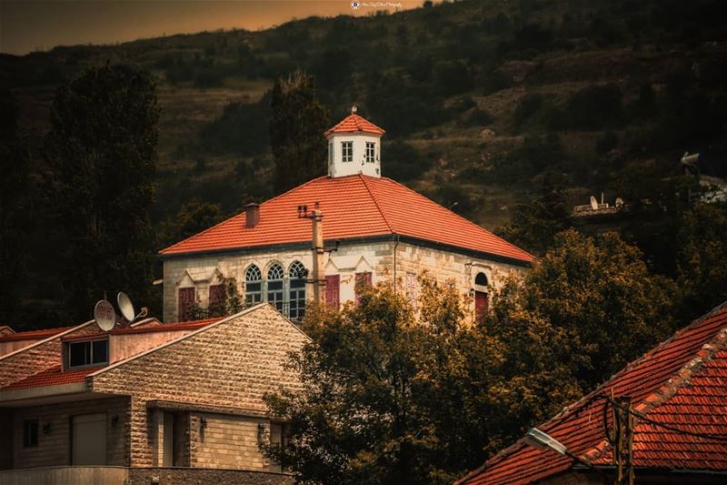 Bsharri - is a town at an altitude of about 1500 m in the Kadisha Valley... (Bcharri, Liban-Nord, Lebanon)