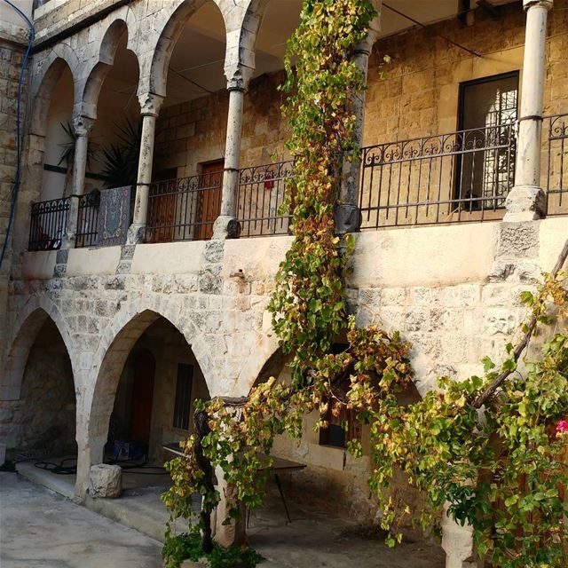 Building with a courtyard inside. These were fairly typical of last... (Khreibeh)