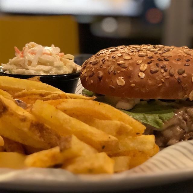 Burger & fries 🍟 🍔 😯...  burger  lostburger  fries  coleslaw  lebanon ... (Beirut, Lebanon)