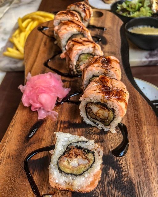 But i like it raw🤨...  cookedsushi  liveloveeat  tasteandflavors ... (Salted Bistro)