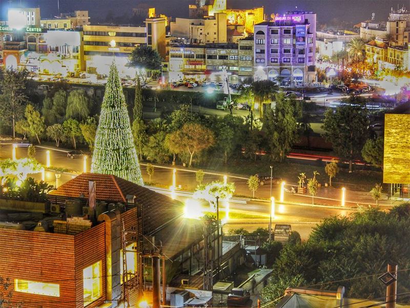  Byblos  Christmas  byblosbynight  livelovebyblos ...