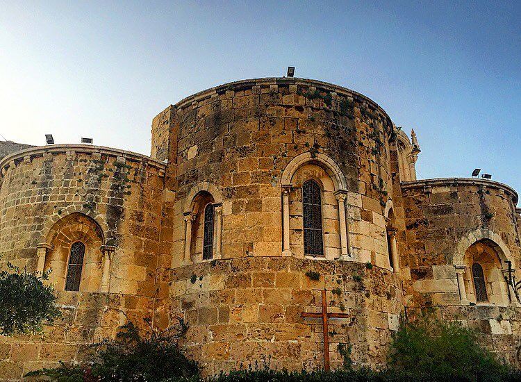 🙏🏾  byblos  picoftheday  photooftheday  l4l  liking  likeall  likelike ... (Byblos, Lebanon)