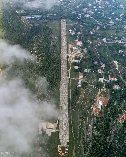 "Cabin crew please prepare for landing" 🛬 ☁️...  lebanon  shouf ... (Baadarâne, Mont-Liban, Lebanon)