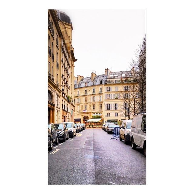 Café de l'Époque ☕️  paris  photo  view  student  music  piano  france ... (Rue Montesquieu (Paris))