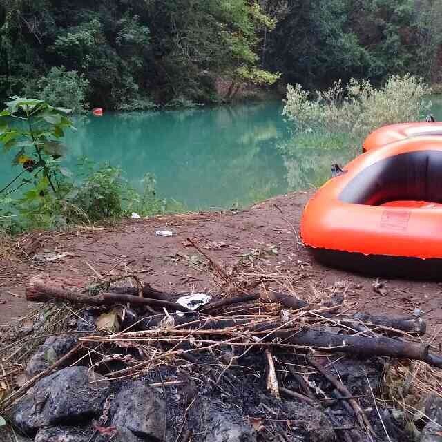 Camping ⛺️  showen chowan yahchouch lebanon liban.... Nature   river... (نهر شوان)