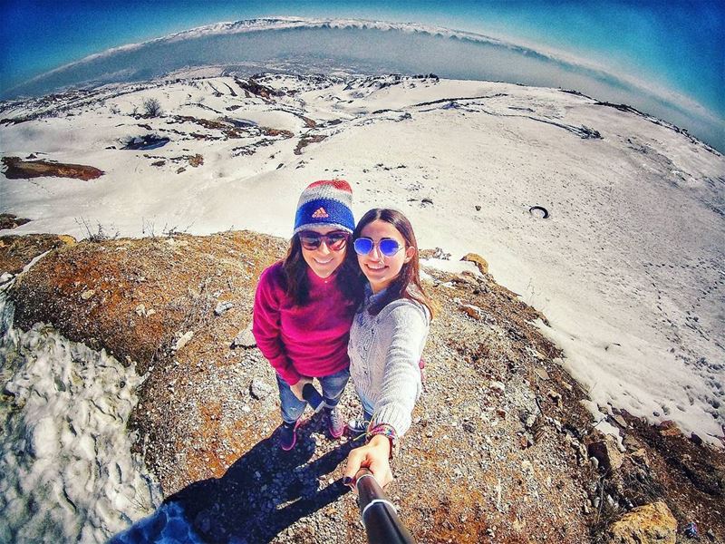 Can't b happier when she is  around 👭 super_lebanon  snow  nature ... (Majdel Tarchich)