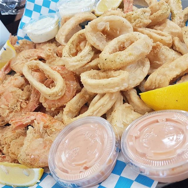 Can't get enough of Shrimps and Calamari🌸I was too hangry to picture the... (Greater Montreal)