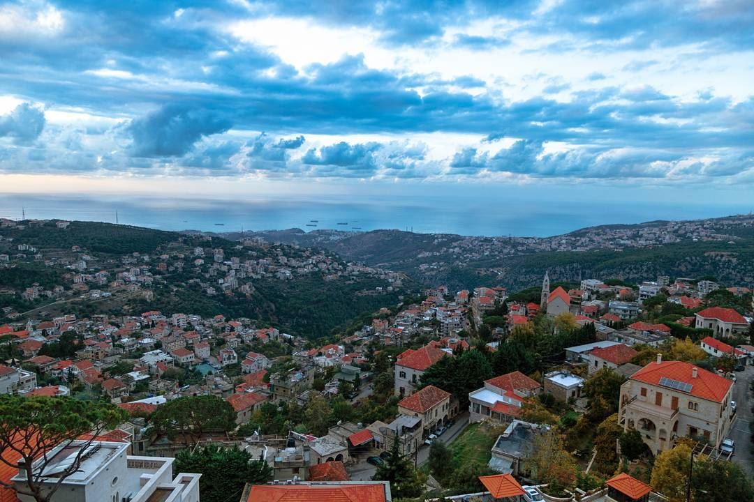 Can't get enough of this city's breathtaking view........ ... (Beït Chabâb, Mont-Liban, Lebanon)