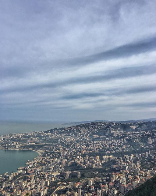 Can’t get enough of this view ♥️  peterwenmaken @livelovejounieh 🤩...... (Harîssa, Mont-Liban, Lebanon)