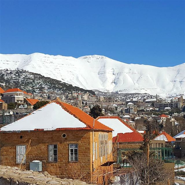 Can't wait to see this again🗻🏘... oldarchitecture  heavenonearth ... (Baskinta, Lebanon)