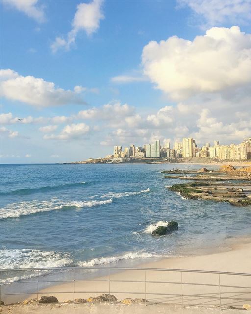Can you see the plane? ✈️ 💙🤩💙 (Kempinski Summerland Hotel & Resort Beirut)