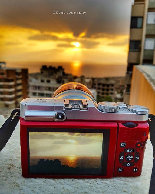 Capturing the Capture 😊🌟 * ptk_lebanon  livelovelebanon ... (Dawhat Aramoun)