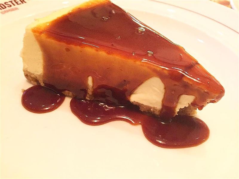 Caramel Drizzle 🤤. monday food eat yummy nomnom foodie foodporn... (Beirut, Lebanon)