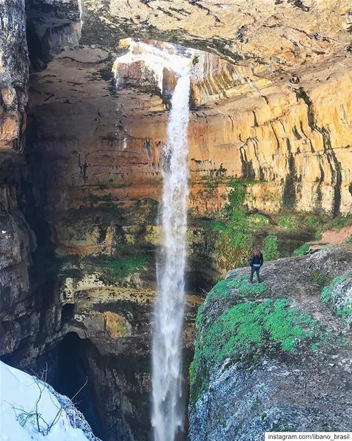 🇱🇧🇧🇷 Caverna das Três Pontes: outra obra da natureza que faz do Líbano... (Baatâra, Mont-Liban, Lebanon)