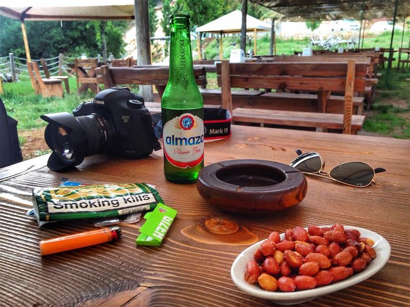 Cheers!  ehmej  arzehmej  lebanon  jbeil  beer  5dmarkiii  goldenvirginia ... (Arz Ehmej)