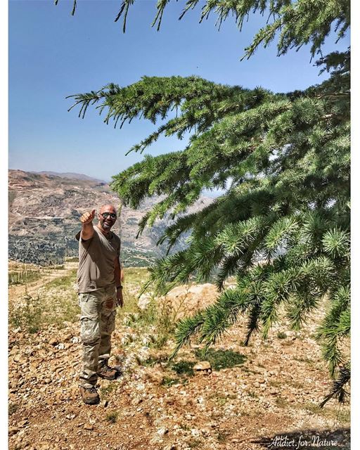 Cheers to beautiful Lebanon 🇱🇧 .... mountains  mountainview ... (Kfardebian)