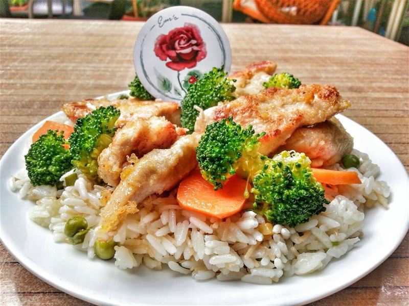 Chicken Broccoli with Rice and Moujaddara with Salad for lunch today at Em' (Em's cuisine)