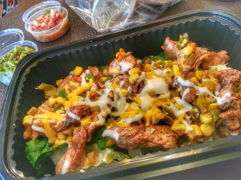Chicken Fajita and Hindbe Fried with Mashed Potatoes for lunch today at Em' (Em's cuisine)
