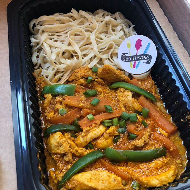 Chicken noodles 🍝 from @myoasis_lb  beirut ... 580flavors ... (Beirut, Lebanon)