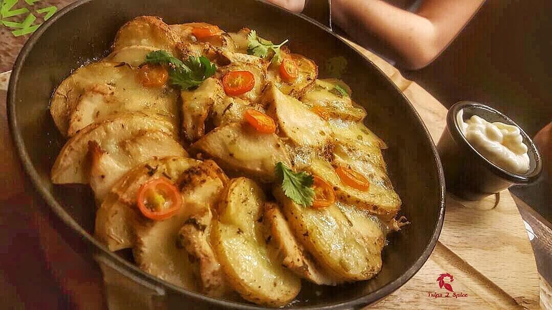 Chicken potato...welcome home ✌🏻 .------------------------📍 @zaatarwzei