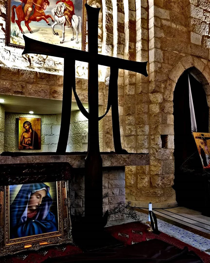  christ  christians  cross  holy  church  jesus  pray  peace  light ... (Rechdibbîne, Liban-Nord, Lebanon)
