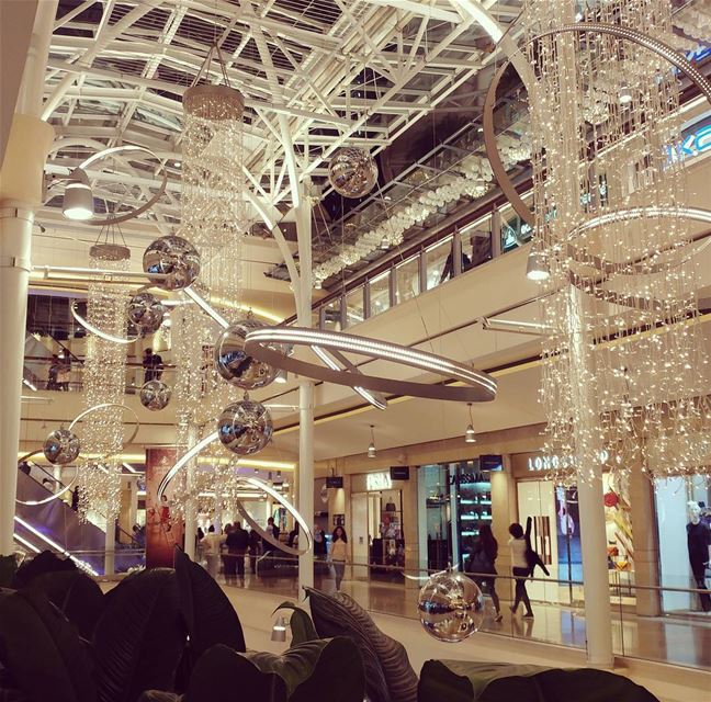 Christmas at  abclebanon  livelovelebanon  Lebanon  lebanon_hdr ... (Abc Mall Ashrafieh)