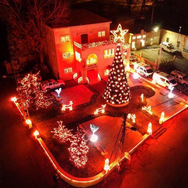Christmas at the village🏡...🎄🎅🎉❤️  christmasdecorations ... (Bologne, Mont-Liban, Lebanon)