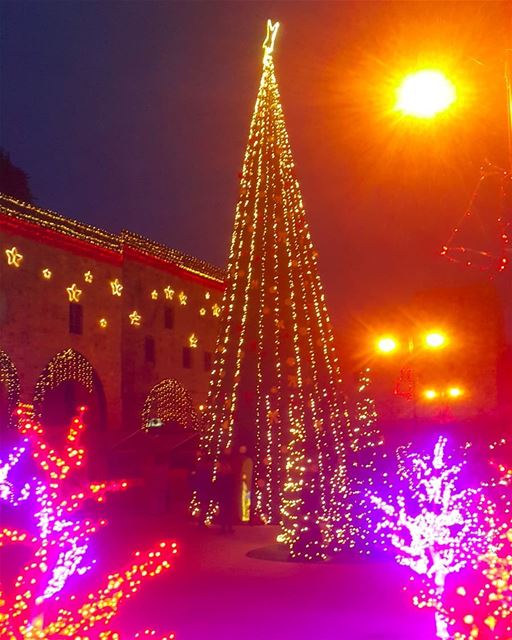​Christmas Can Be Many Things Or It May Be A Few, But All I Wish On This... (Dayr Al Qamar, Mont-Liban, Lebanon)
