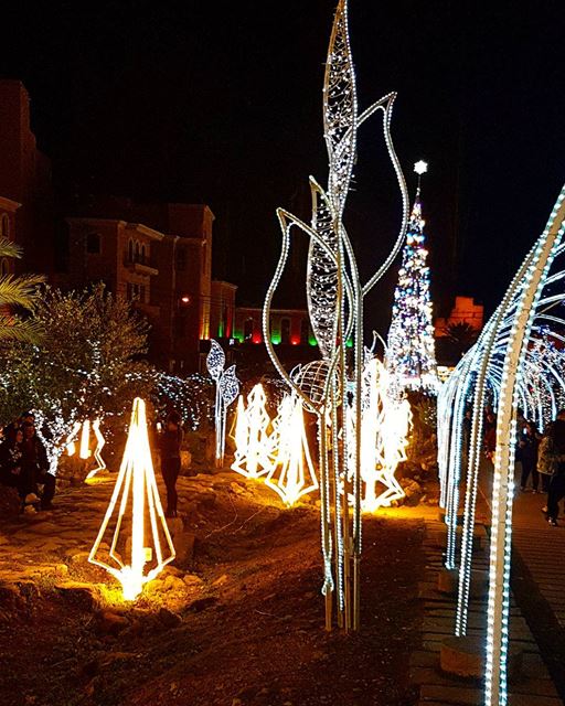  christmasspirit  chistmasdecorations  christmasfrombyblos ... (Byblos - Jbeil)